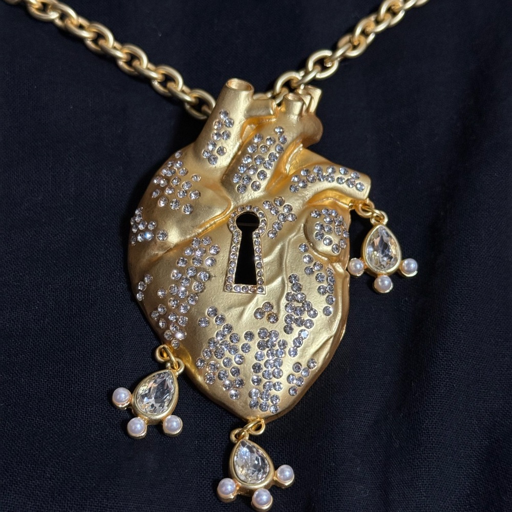 Schiaparelli Inspired Gold Anatomical Heart Pendant Necklace/Brooch